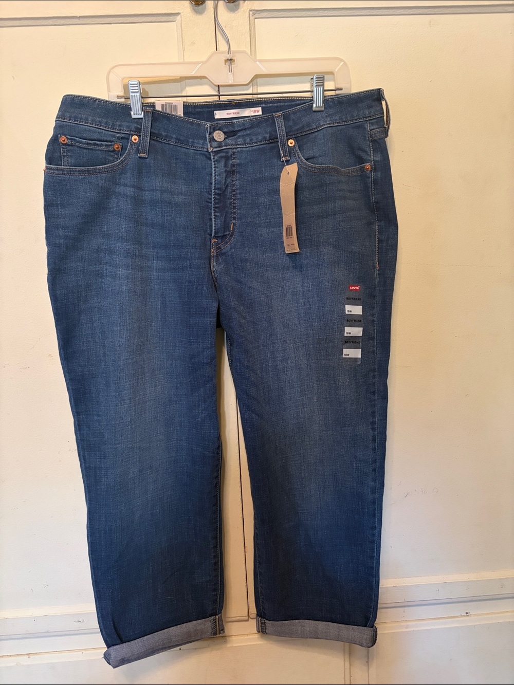 Levis Boyfriend Jeans Womens 18W Mid Rise Tapered Leg Stretch Medium Wash Blue